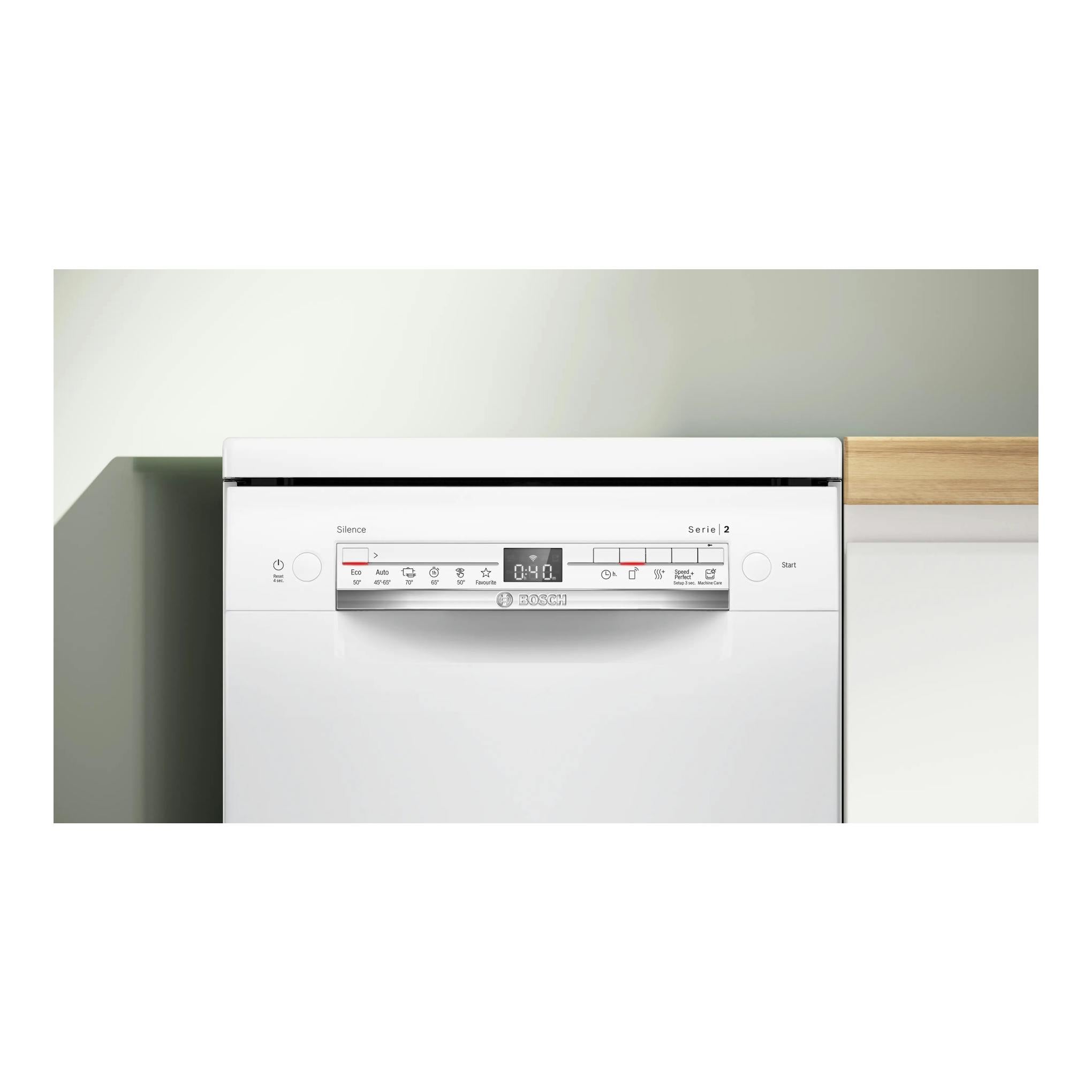 Lavavajillas Bosch SPS2HKW55E blanco, vista frontal, con panel de control superior.