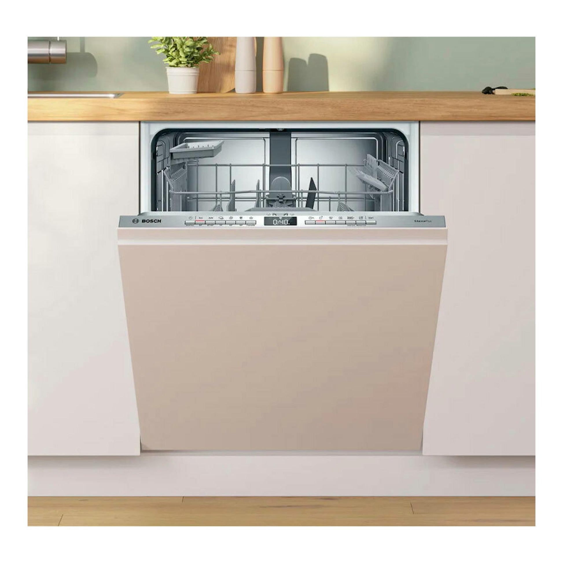 Lavavajillas integrable Bosch SMV4HAX19E, vista frontal en cocina, con puerta abierta y panel plateado.