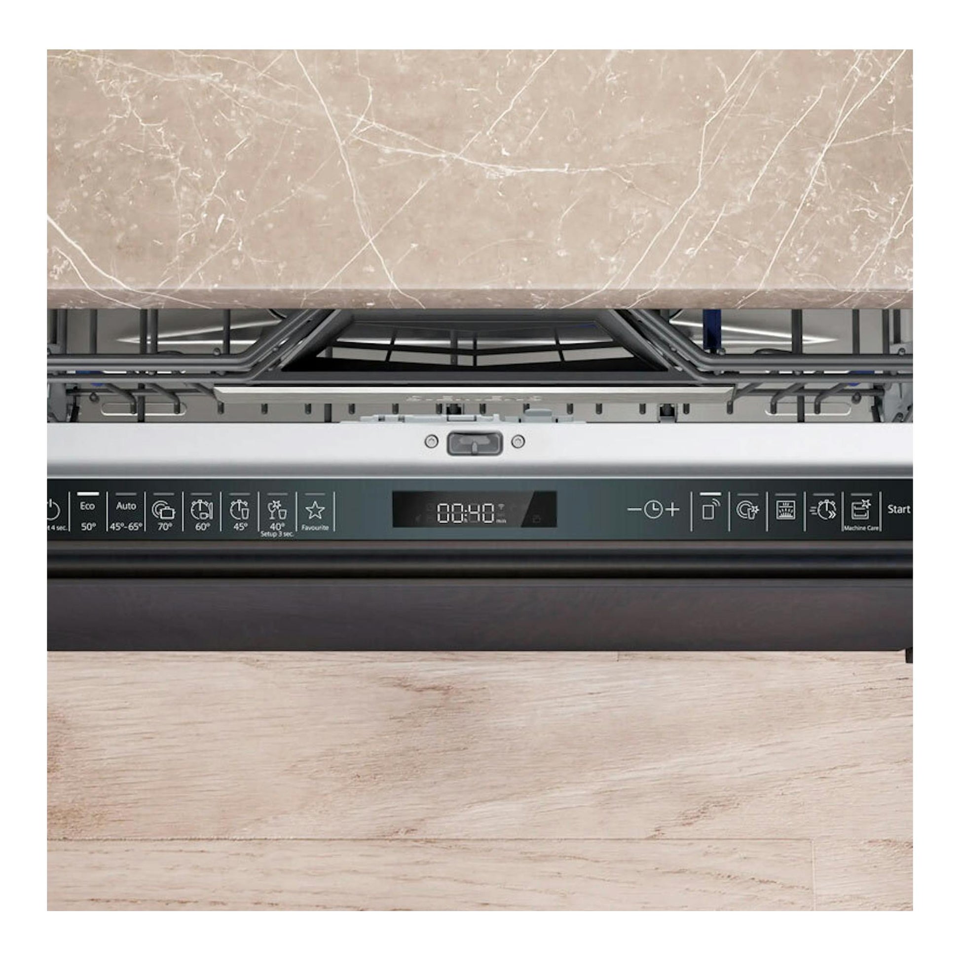 Lavavajillas integrable Siemens SN65ZX17CE, vista frontal con puerta abierta y panel de control negro.