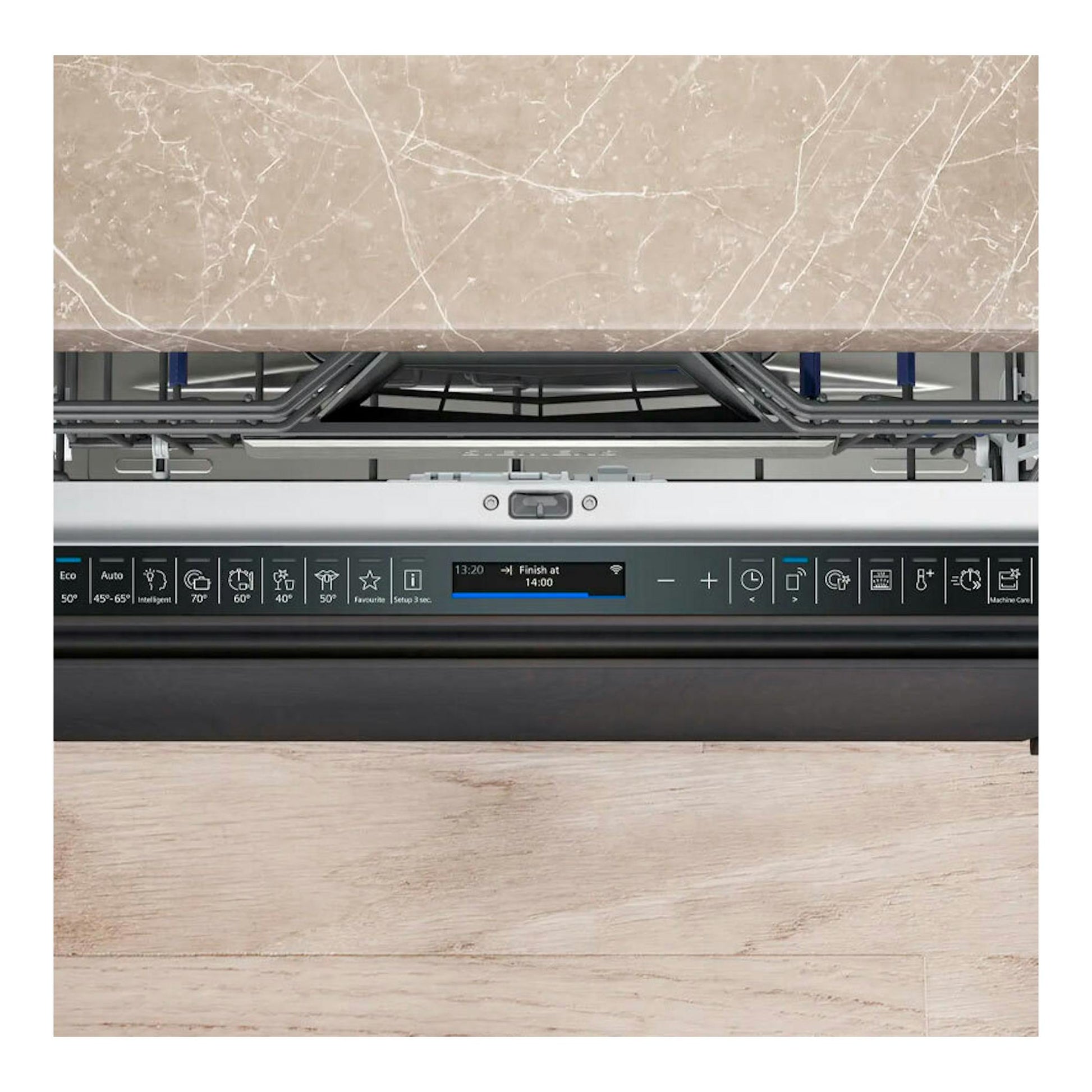 Lavavajillas integrable Siemens SN87TX02CE, puerta abierta, panel táctil negro y cesta superior visible.