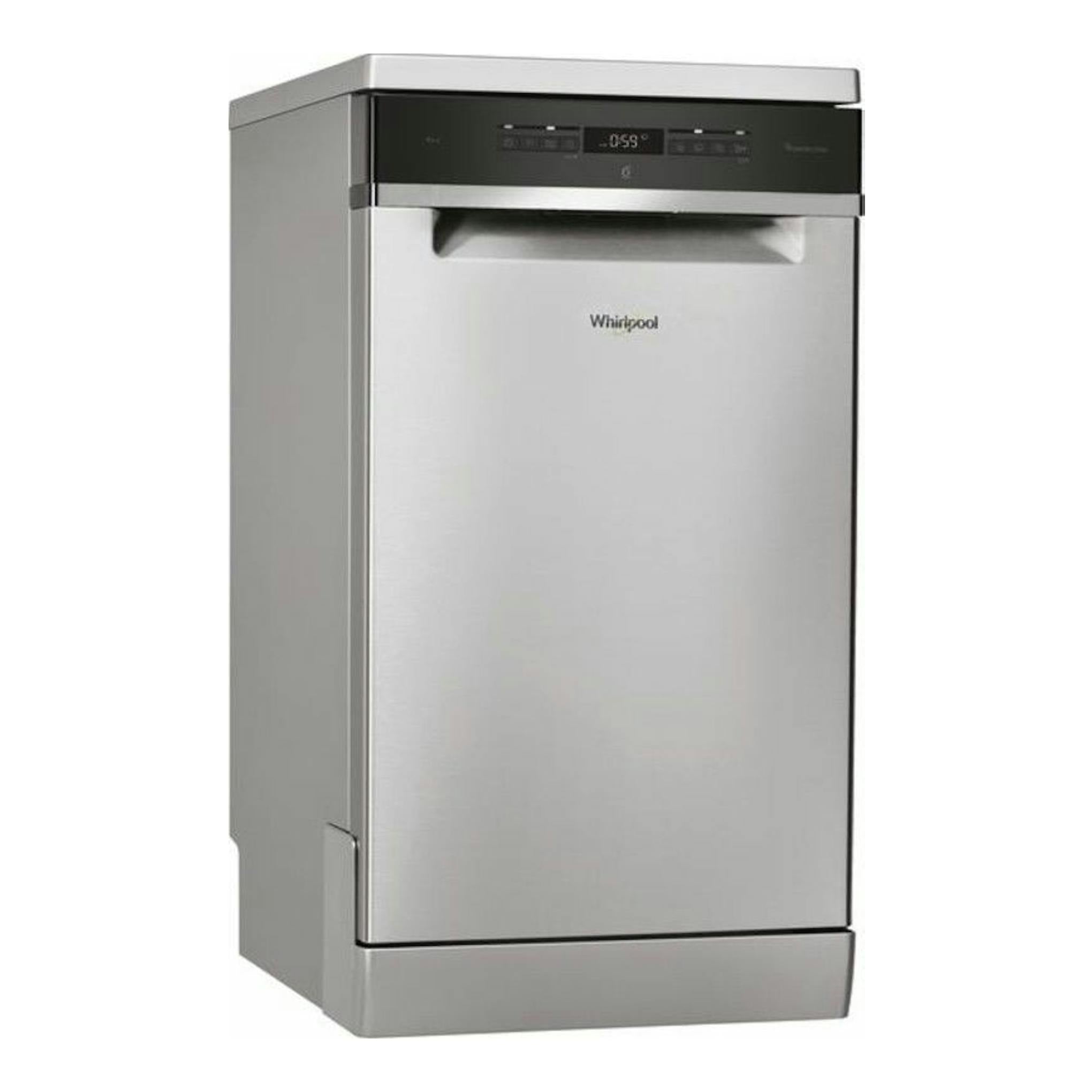 Lavavajillas Whirlpool WSFO3023PFX de acero inoxidable, vista frontal ligeramente en ángulo izquierdo.