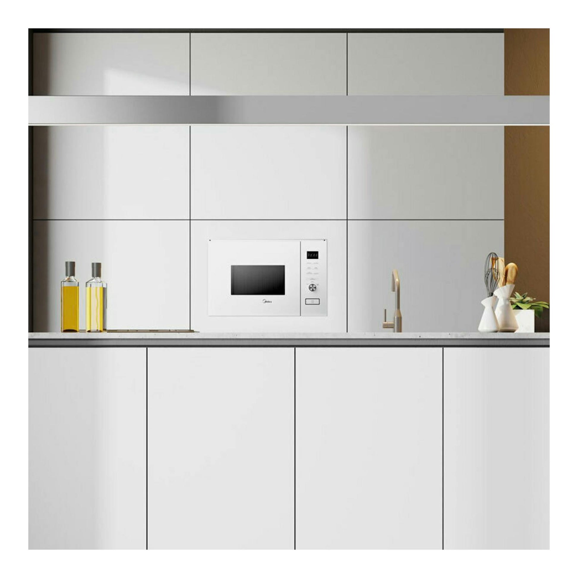 Microondas integrable Midea MBMTG820H-WH blanco, vista frontal en cocina moderna.