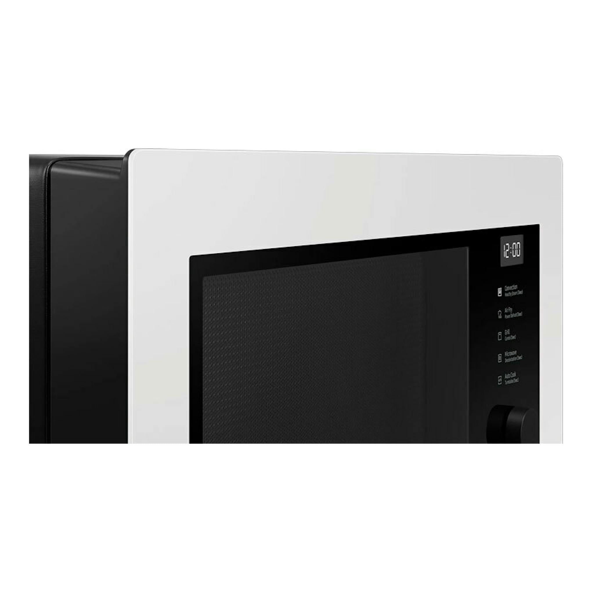 Microondas Samsung MC32DB7746KEE1, vista frontal parcial, blanco con lateral negro.