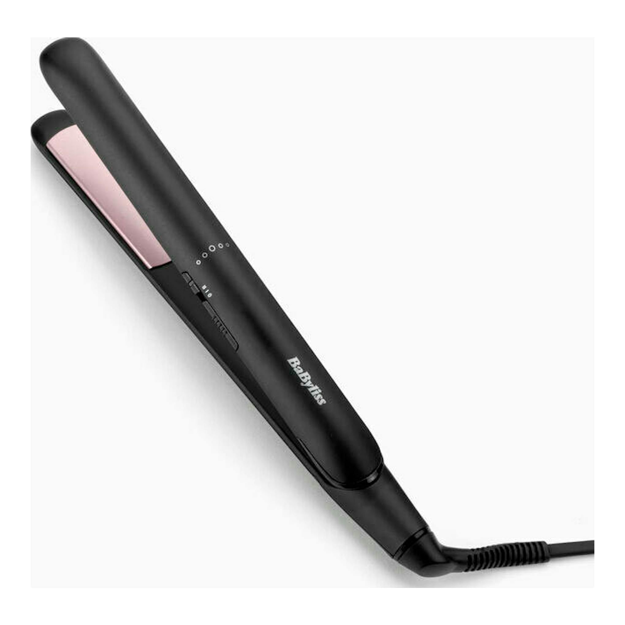Plancha de pelo Babyliss ST241E negra, vista en ángulo sobre fondo blanco, con placas rosas.