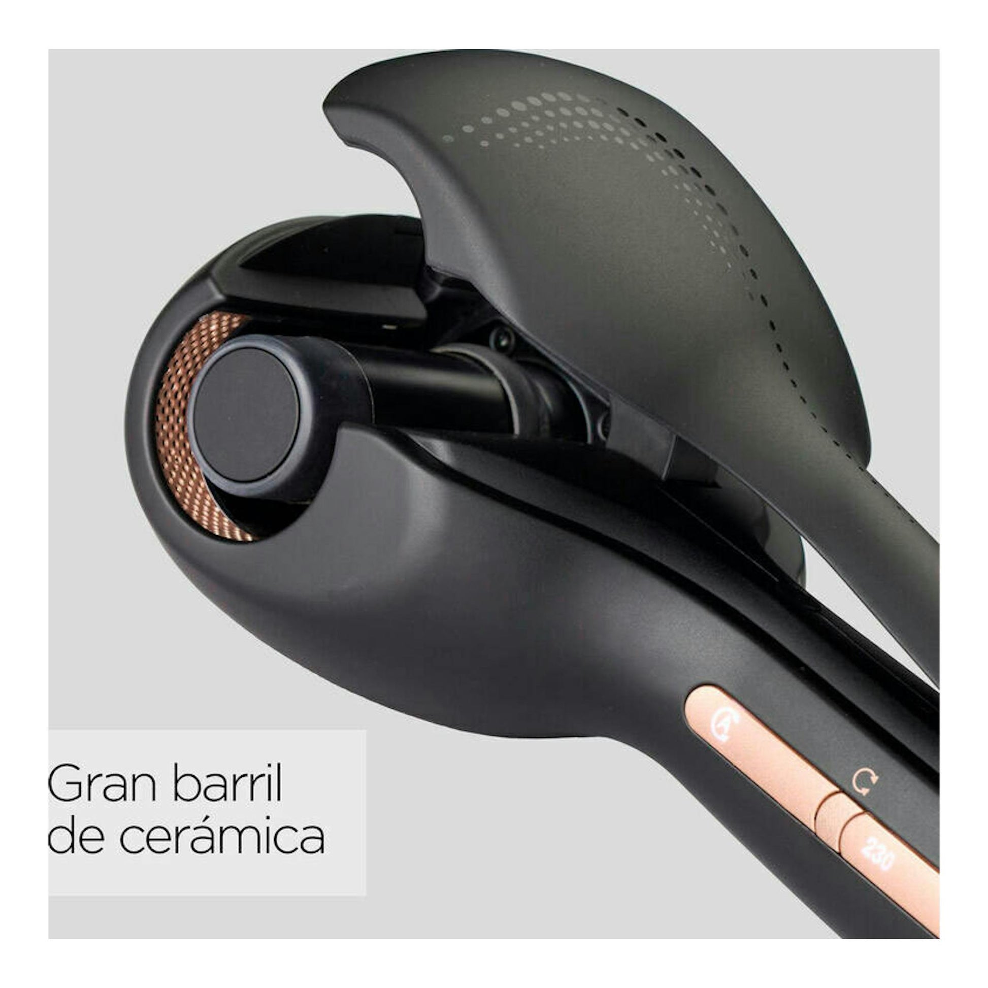 Rizador BaByliss C1900E negro, vista lateral en primer plano, con barril de cerámica.