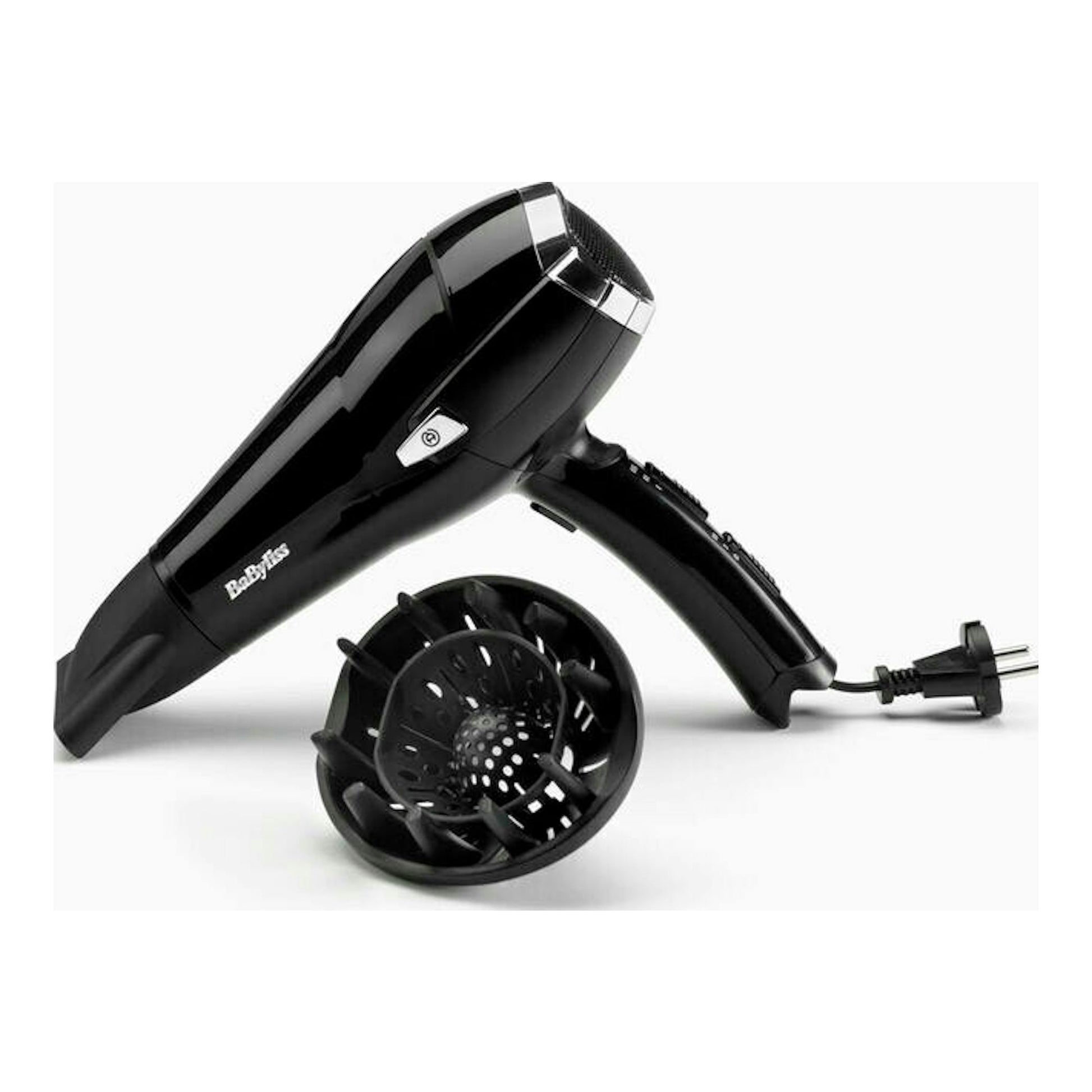 Secador Babyliss D374DE negro, vista lateral en ángulo, con difusor y cable con enchufe.