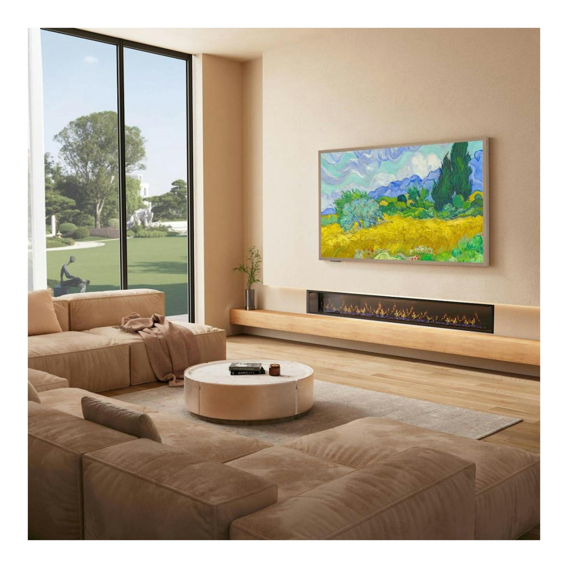 Televisor Hisense 55S7NQ montado en pared, vista frontal, marco beige y pantalla con paisaje.