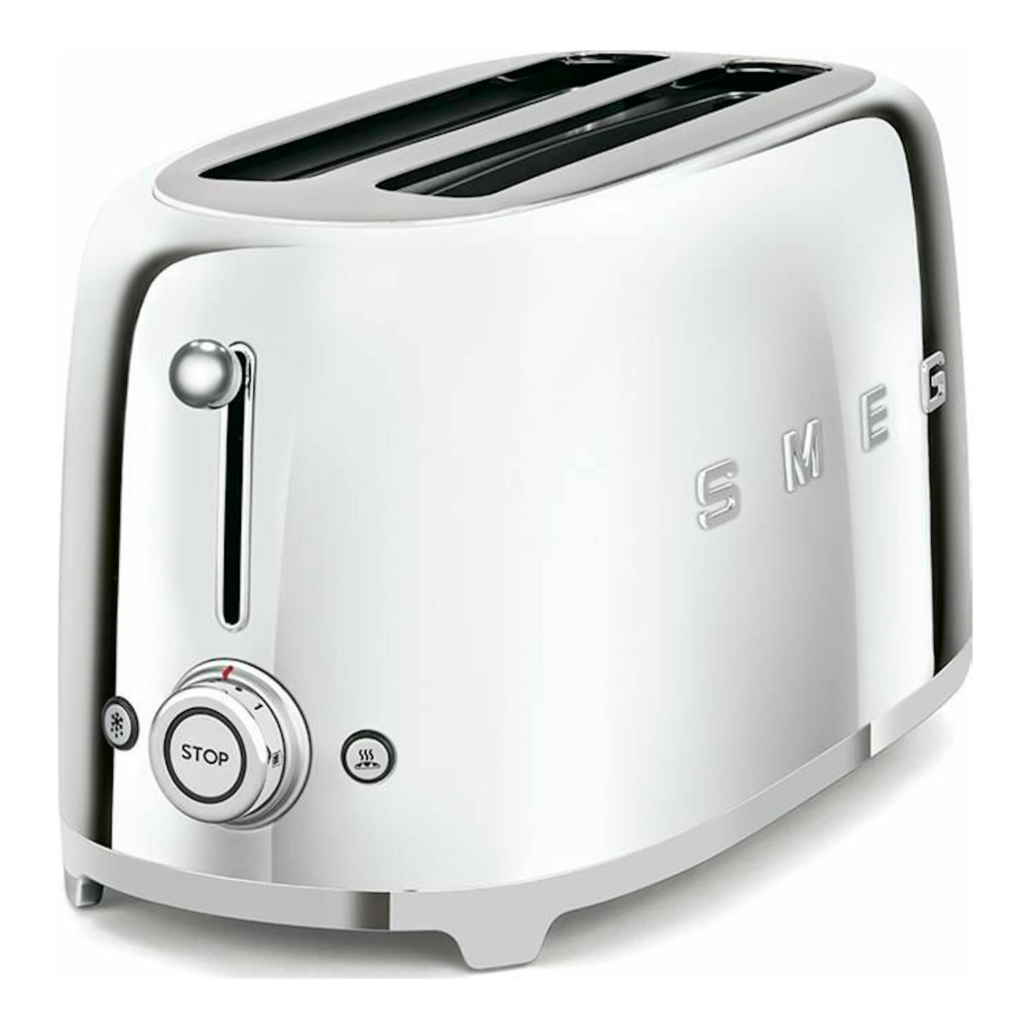 Tostador Smeg TSF02SSEU cromado, vista frontal en tres cuartos, con dos ranuras y mando giratorio.