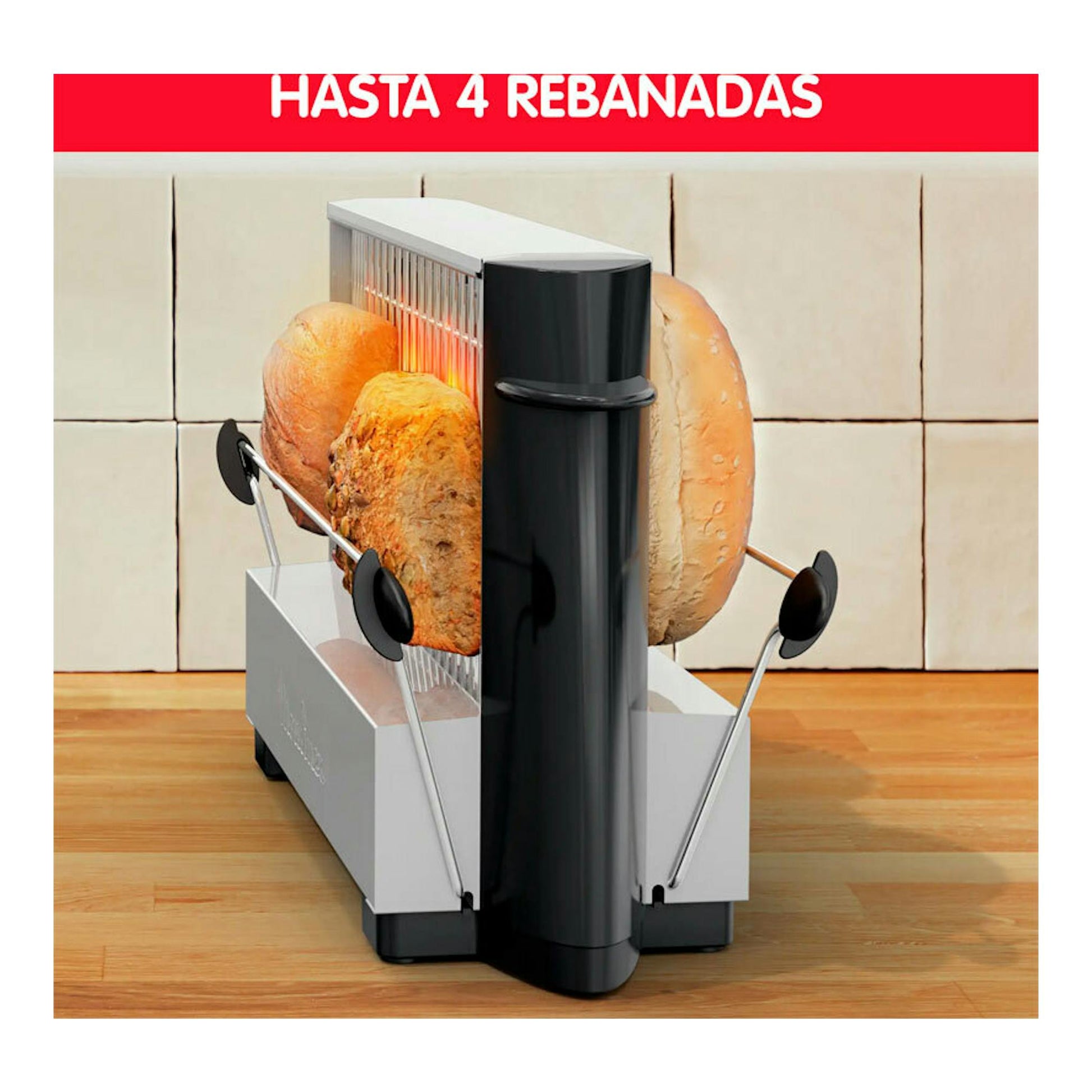 Tostadora Moulinex A1545310 negra y plateada, vista frontal, con cuatro rebanadas insertadas.