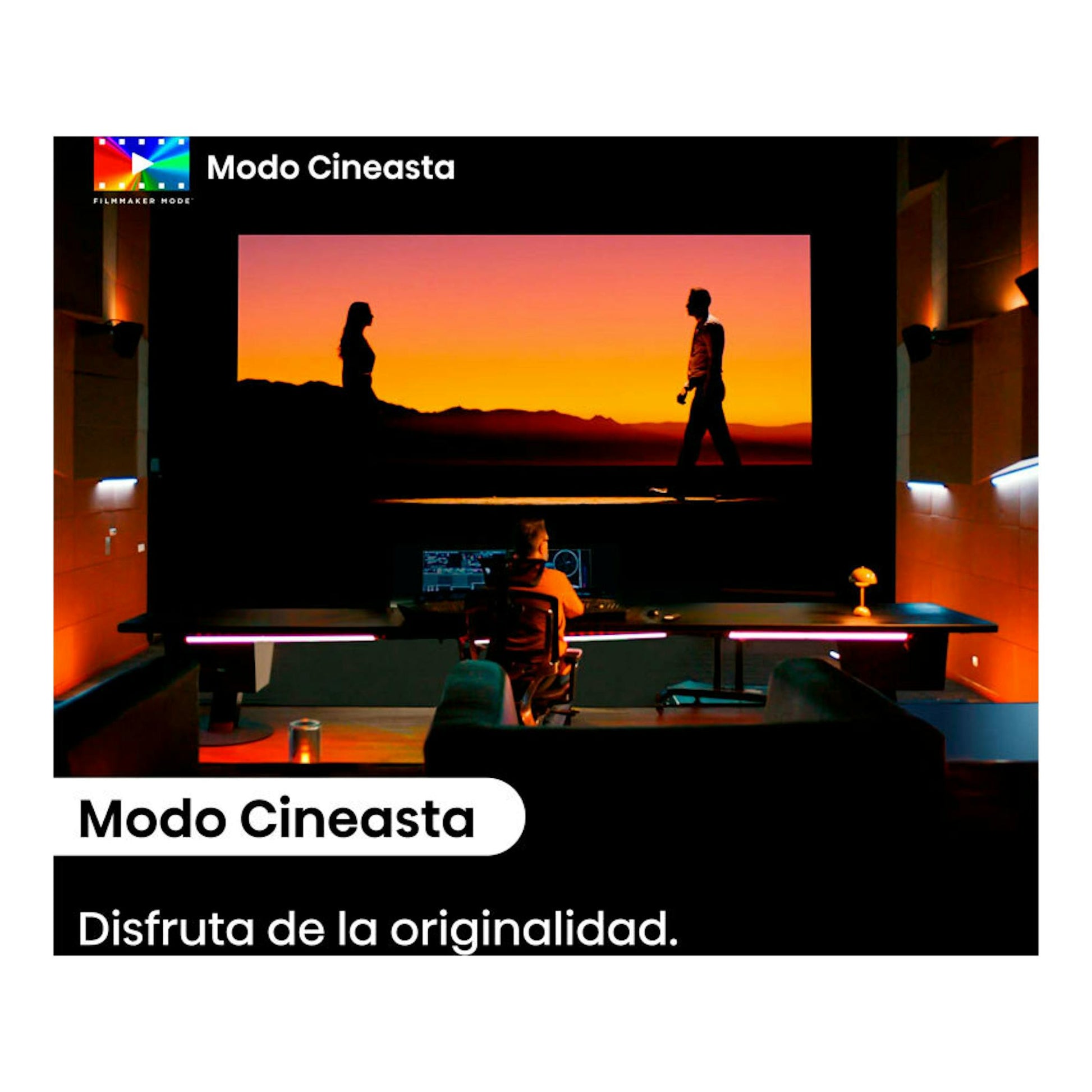 TV Hisense 50E6NT 4K de 50 pulgadas mostrando “Modo Cineasta” en una sala oscura.