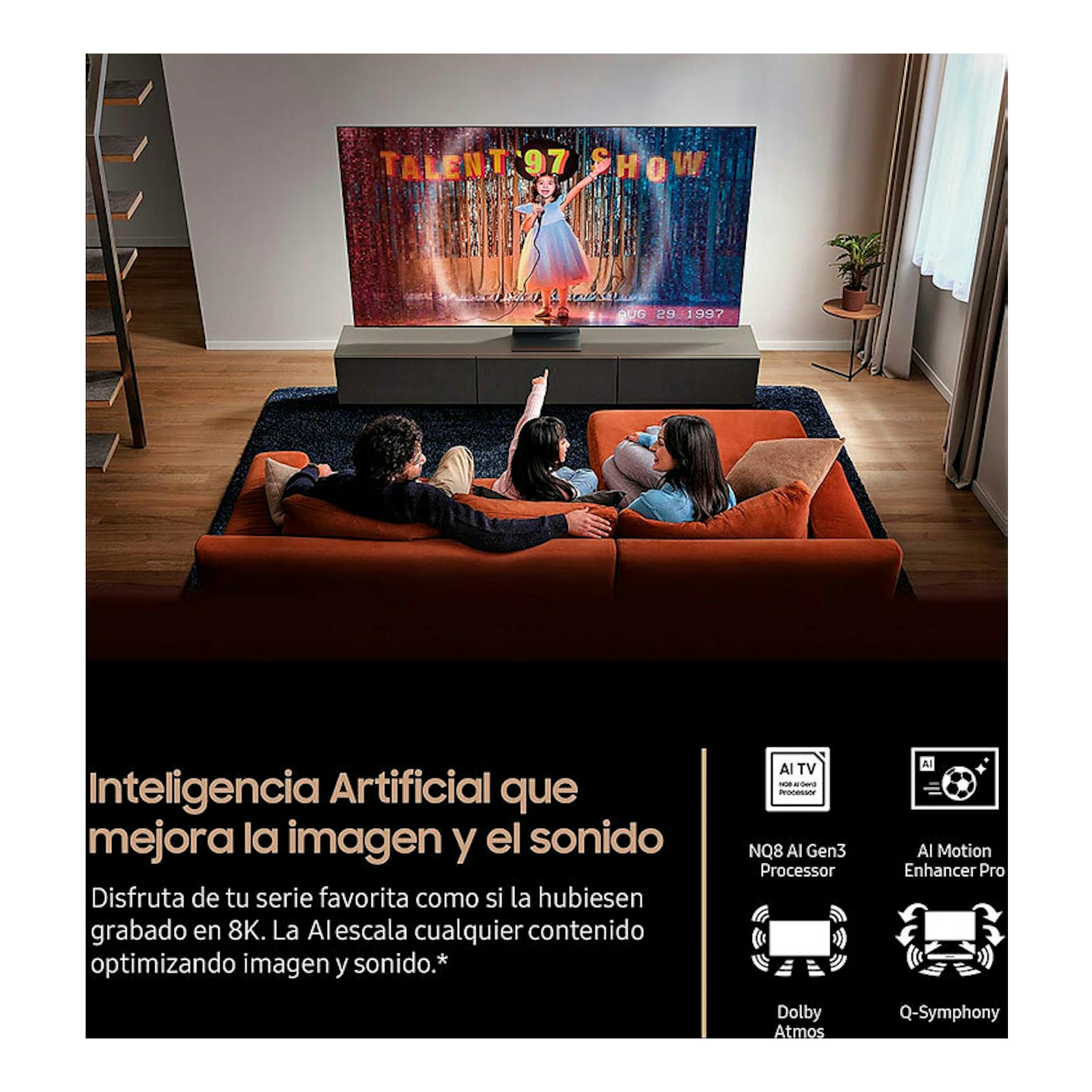 Samsung TQ75QN900FTXXC NeoQLED 8K de 75 pulgadas, vista frontal en salón con familia viendo la TV.