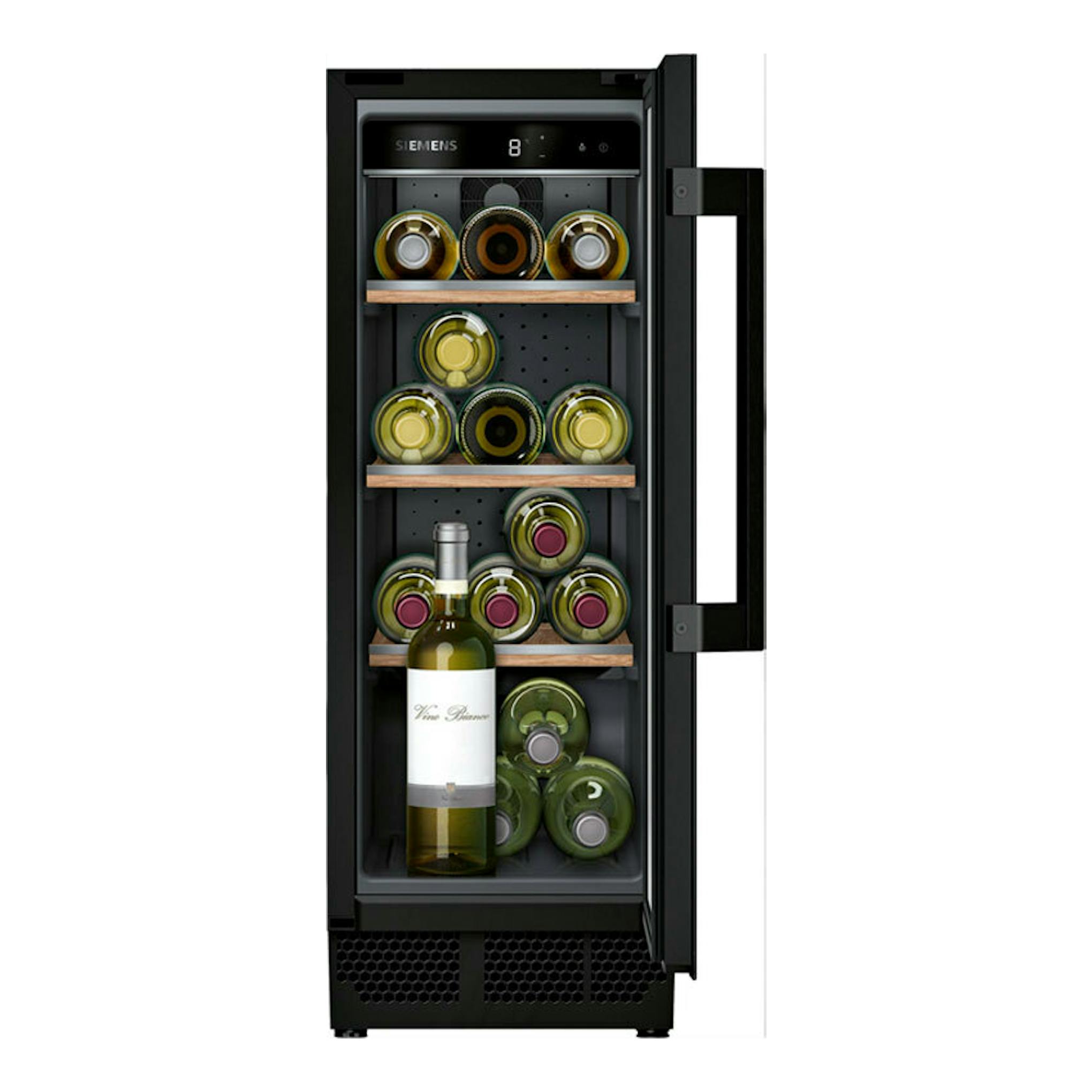 Vinoteca integrable Siemens KU20WVHF0 negra, vista frontal con puerta abierta y botellas de vino en estantes.
